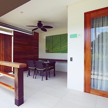 Nayomi Sanctuary Resort Batangas Екстер'єр фото